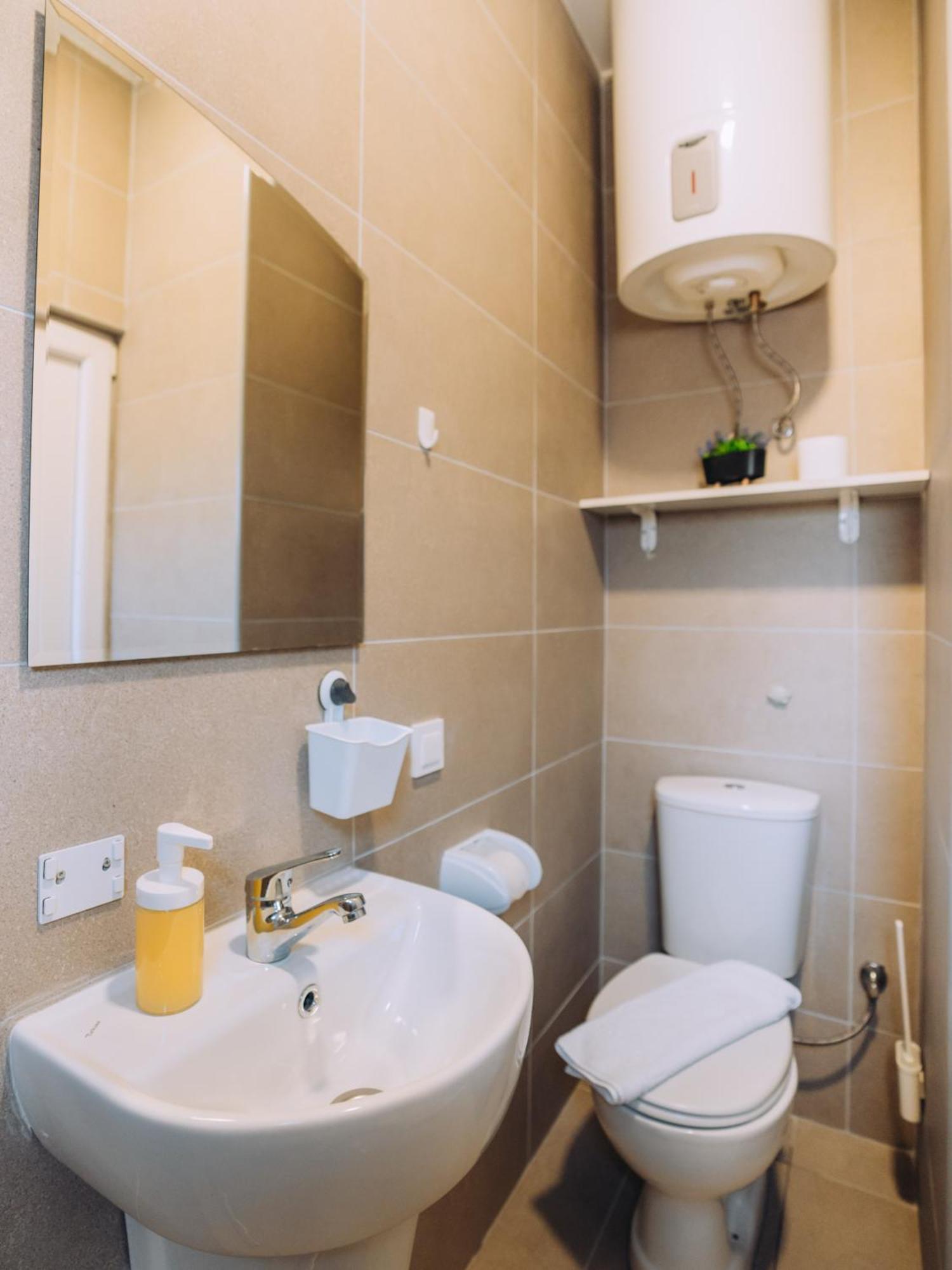 Damjan Apartments Охрид Екстериор снимка