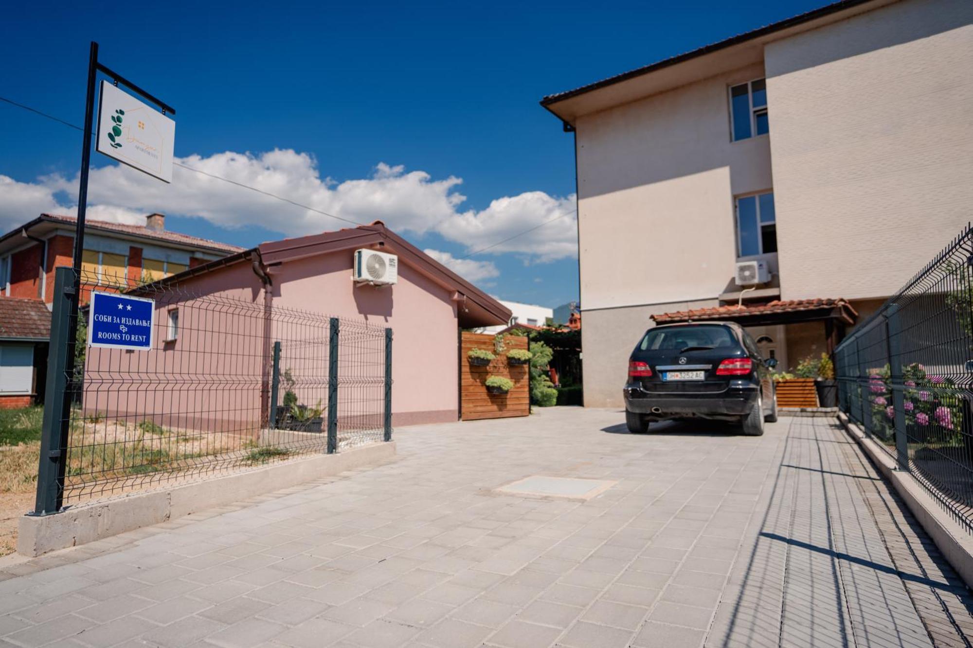 Damjan Apartments Охрид Екстериор снимка